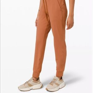 Lululemon joggers